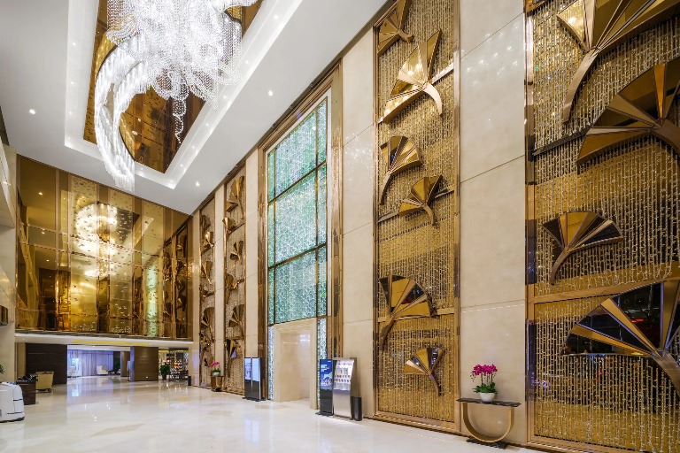 Lobby area with seating at Dorsett Chengdu, China.