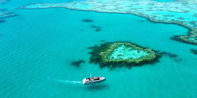 Heart Reef at Great Barrier Reef Heart Reef at Great Barrier Reef