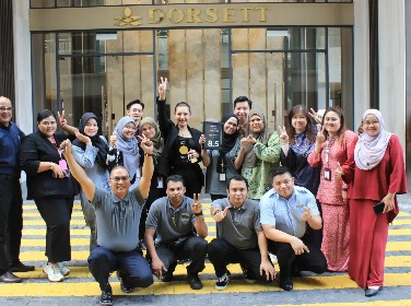 Staff at the Dorsett Hartamas Kuala Lumpur entrance.