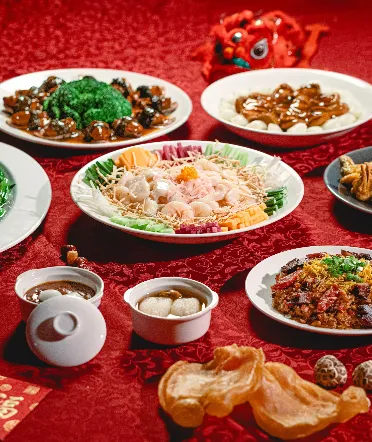 Celebrate the Year of Snake with an Exquisite Chinese New Year Feast