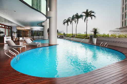 Dorsett Kuala Lumpur Outdoor Pool during the day.