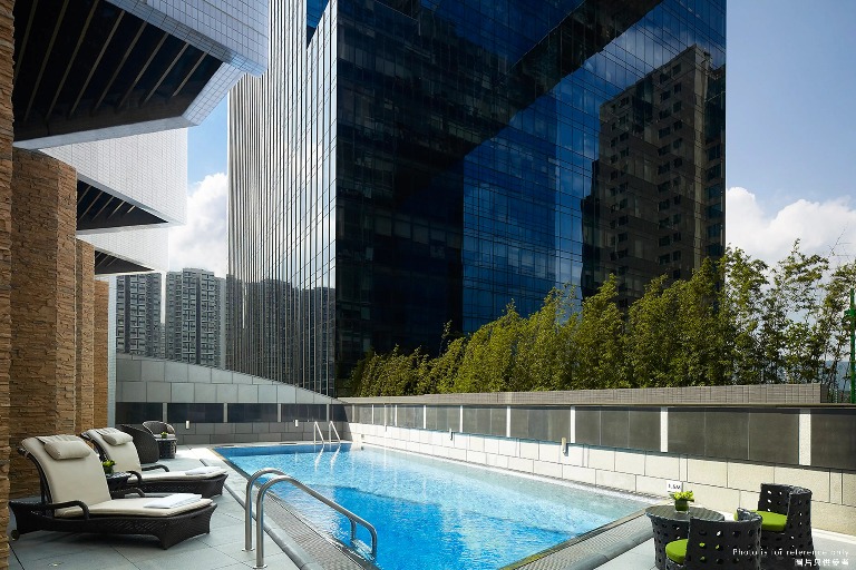 Outdoor pool of Dorsett Kwun Tong during the day.