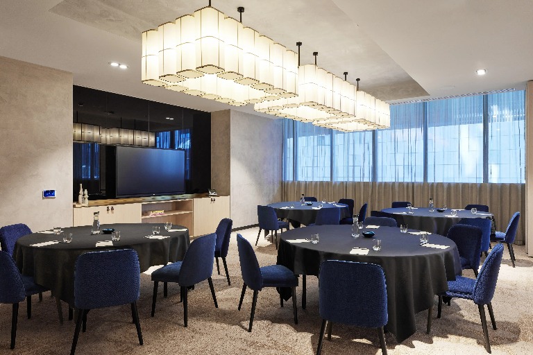 Cabaret-style meeting room set up at Dorsett Melbourne.