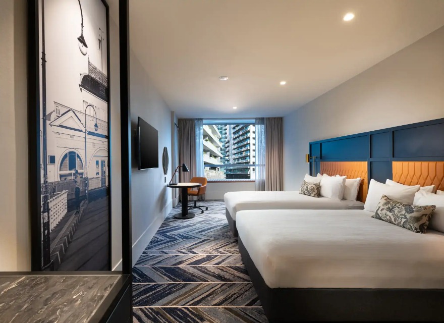 Daytime view king beds in Dorsett Melbourne Discovery Room