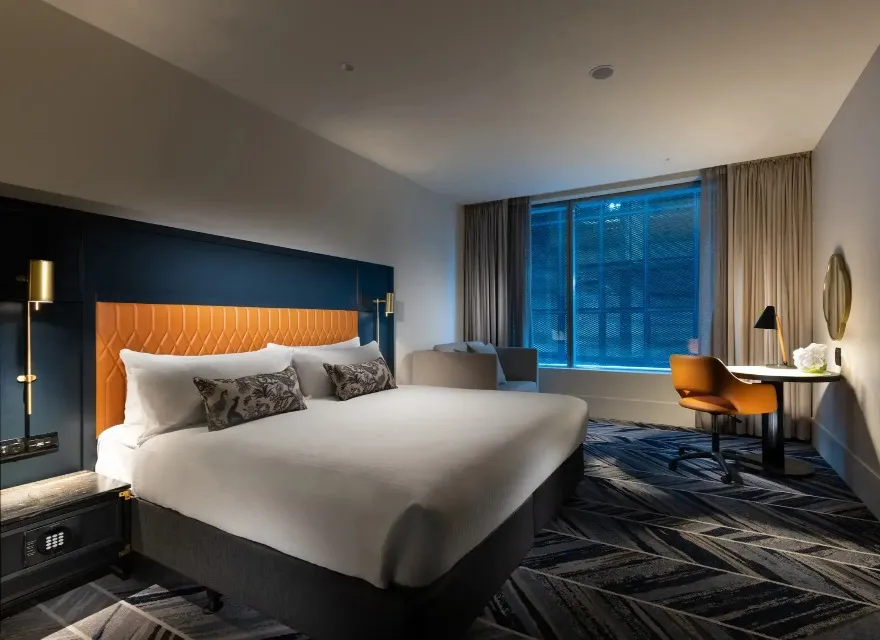 Window view king-size bed in Dorsett Melbourne Discovery Room