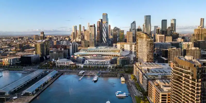 View of the Melbourne skyline and river from Dorsett Melbourne