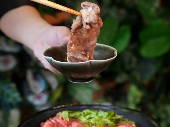 盛冈. 日本料理