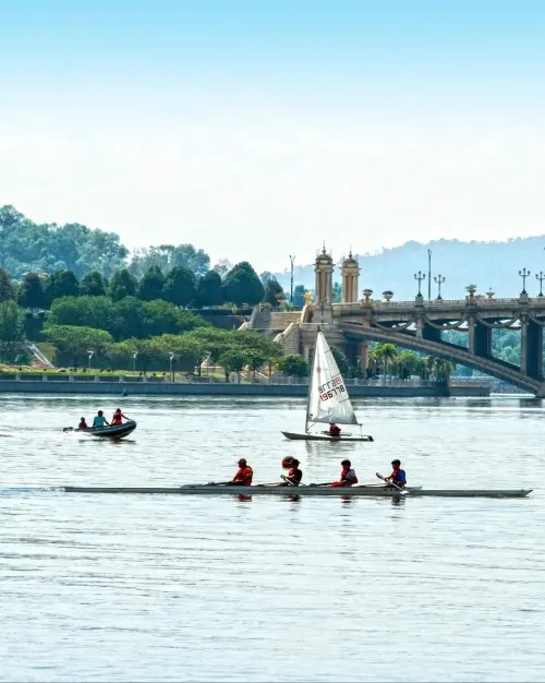 Putrajaya Lake