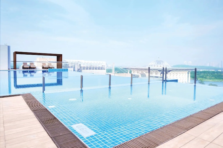 Dorsett Putrajaya swimming pool on the roof top. 