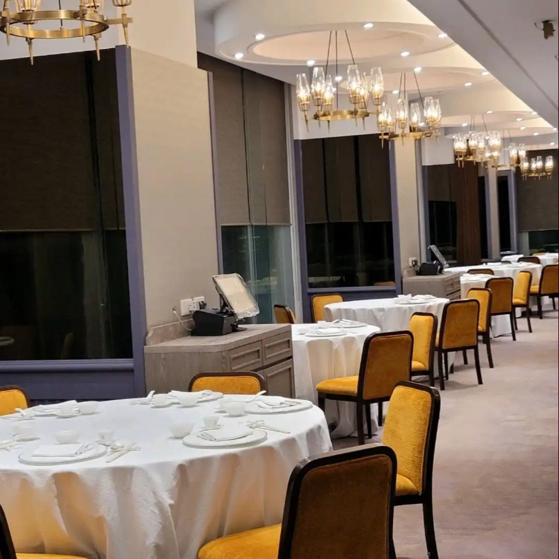 Dining area of Di Fu Lou restaurant at Dorsett Wanchai Hong Kong