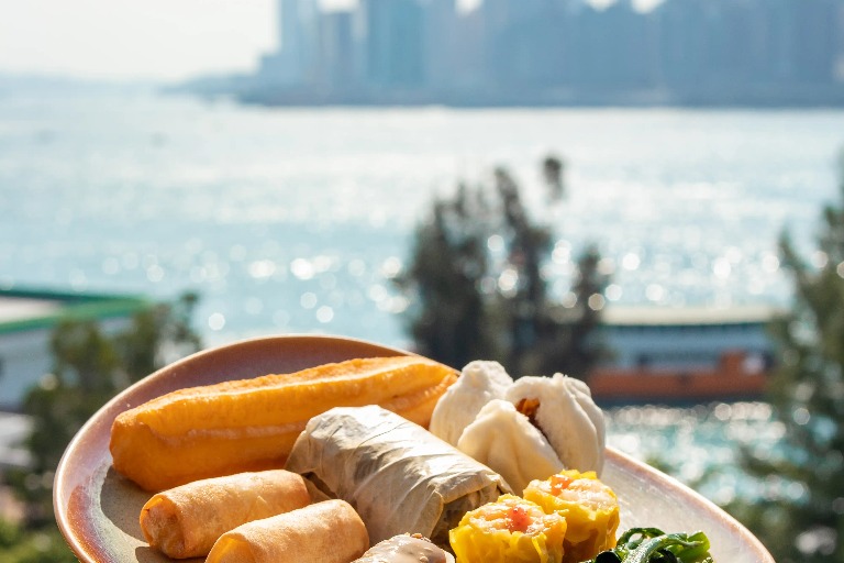 A Hong Kong traditional meal platter